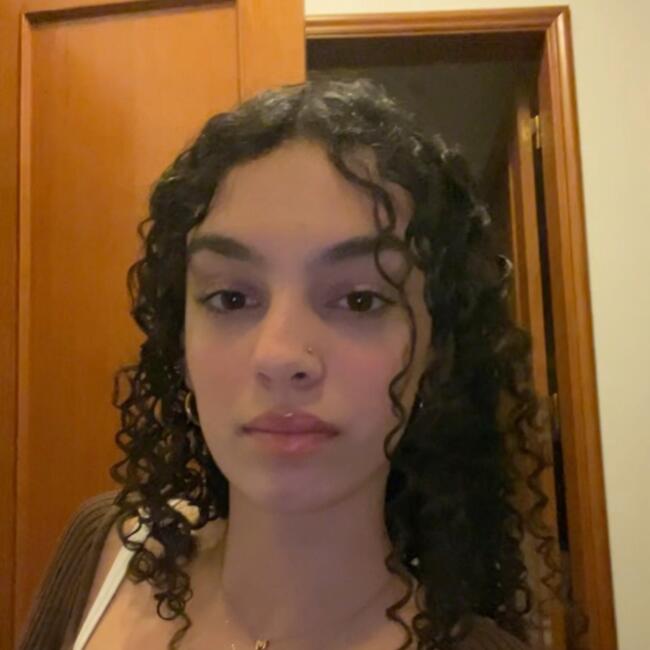 Babysitter em Seixal: Maria