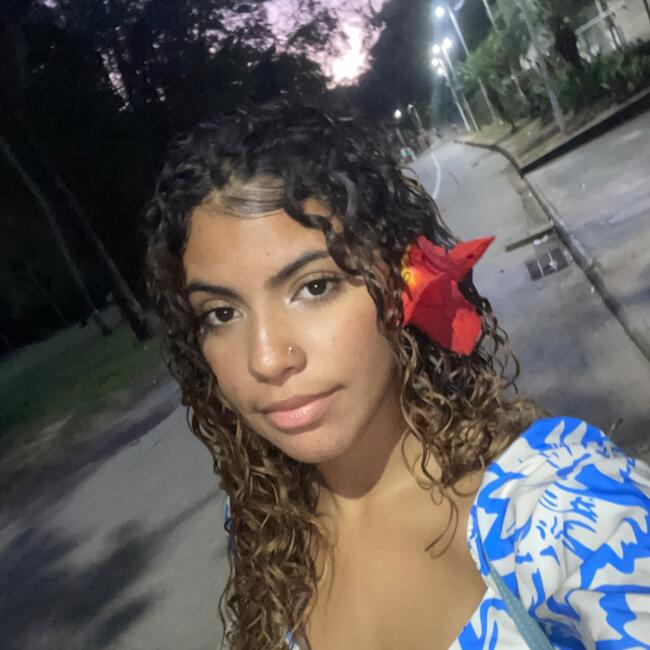 Babysitter in Salvador: Samantha