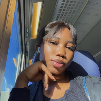 Babysitter Pétange: Jusele flore