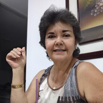 Babysitter in Barcelona: Nora Patricia