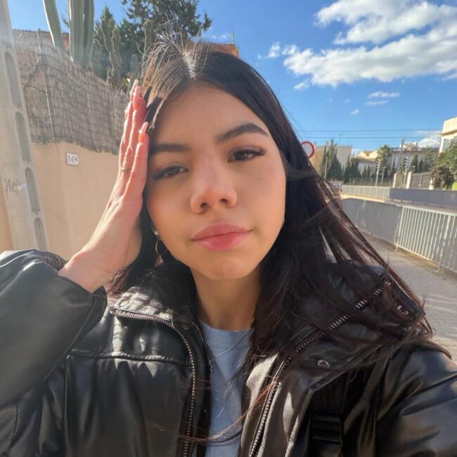 Babysitter in Palma: Saray Villegas