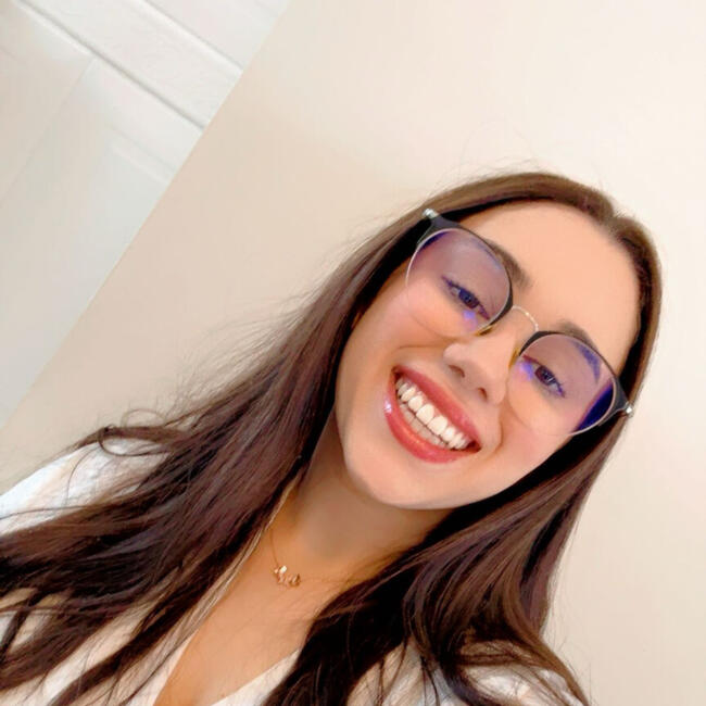 Babysitter in Belo Horizonte: Giovanna