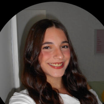 Babysitter in Vila Nova de Gaia: Mariana