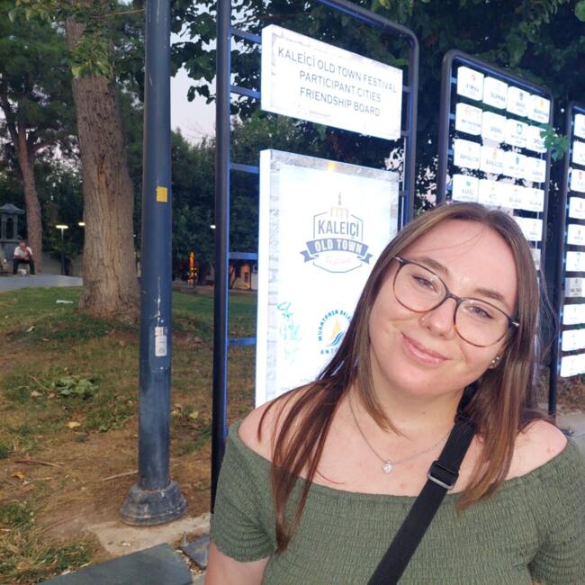 Babysitter in Ilmenau: Charlene