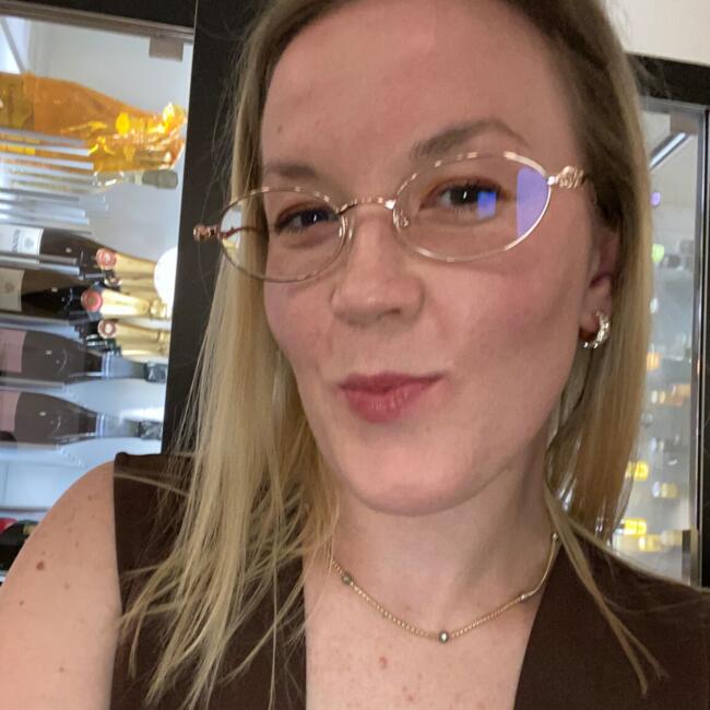 Babysitter in Villeurbanne: Giulia