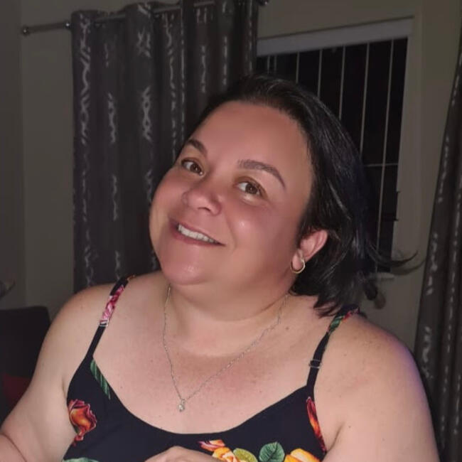 Emprego de babá em Sorocaba: SHERIANE