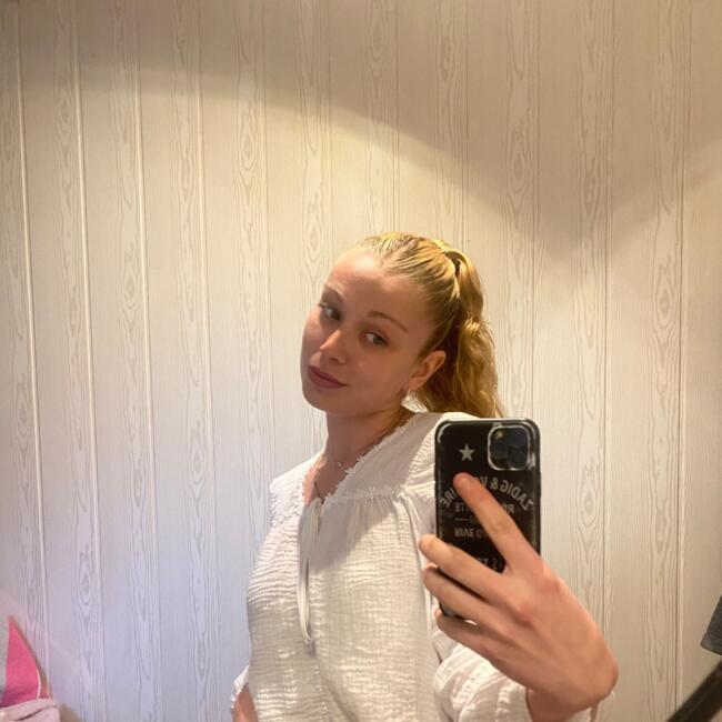 Babysitter in La Flèche: Cassandra