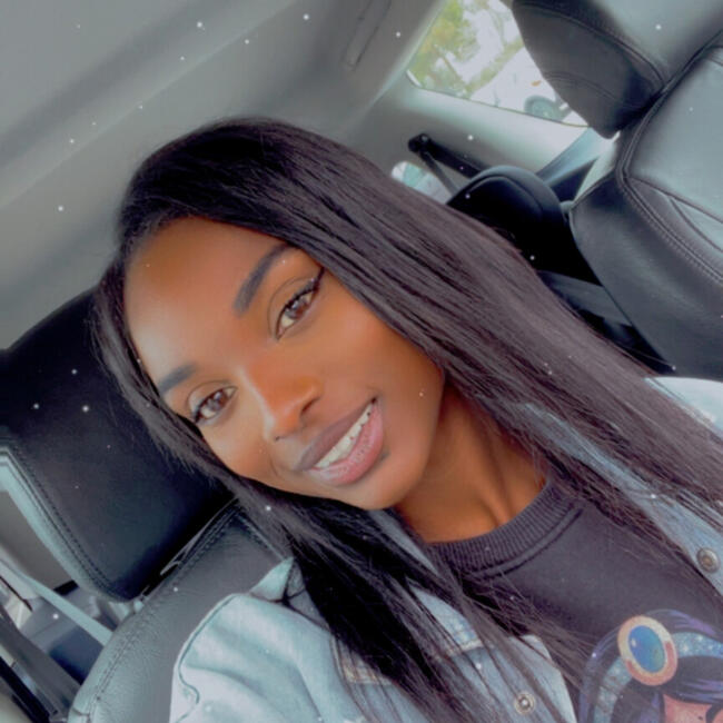 Nounou à Istres: Francesca