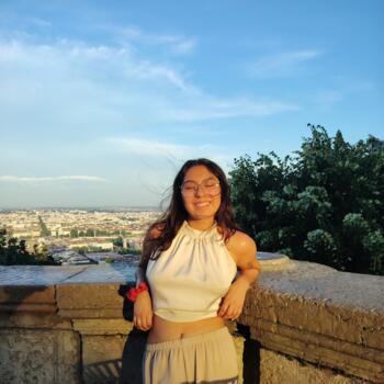 Babysitter a Bologna: Angela