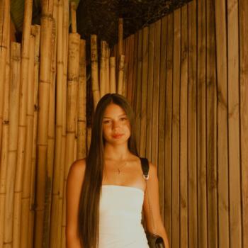 Childminder in Abade de Neiva: Valeria