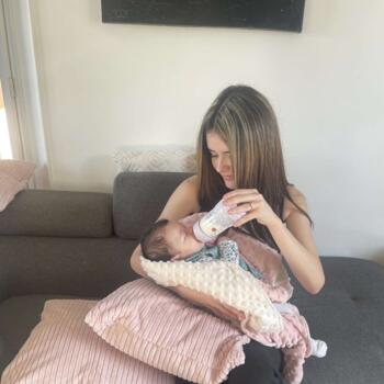 Babysitter in Roussennac: Lexia