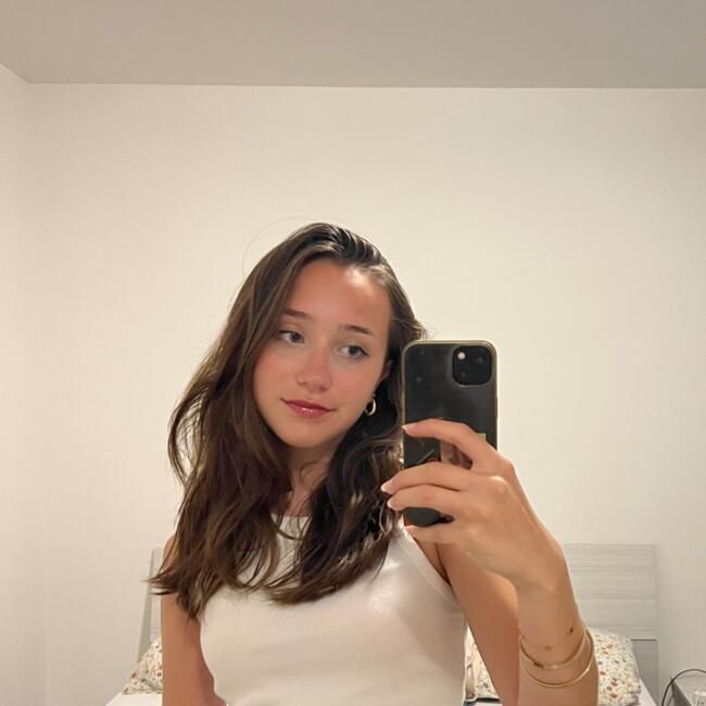 Babysitter in Armentières: Lise