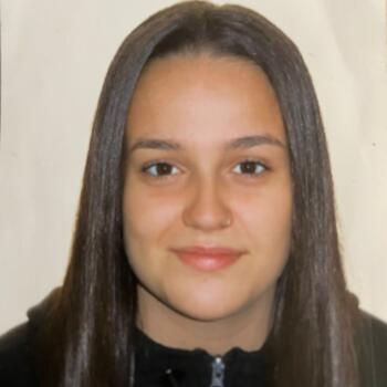 Babysitter in Santa Coloma de Cervelló: Irene