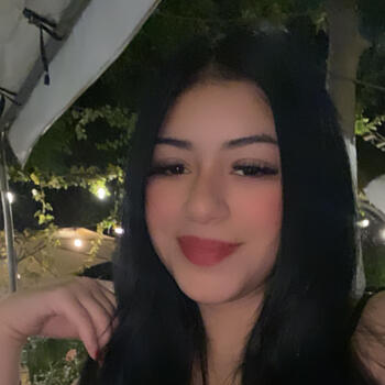 Babysitter in San Pedro: Melany