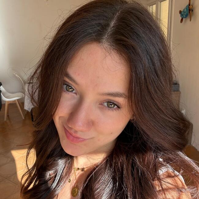 Babysitter in Marsac-sur-lIsle: Oceane