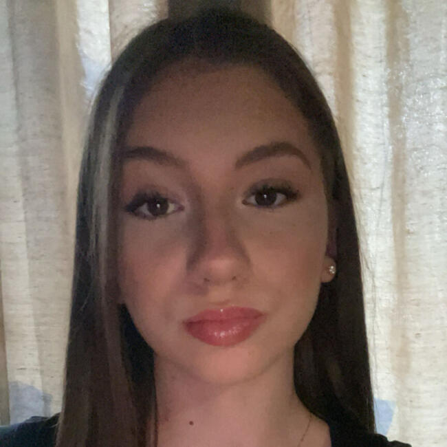 Babysitter in Marguerittes: Lena