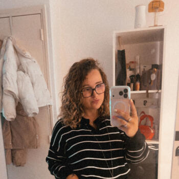 Baby-sitter Port-Saint-Père: Louna
