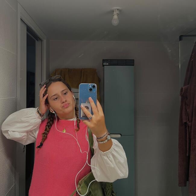 Babysitter in Versailles: Léonore