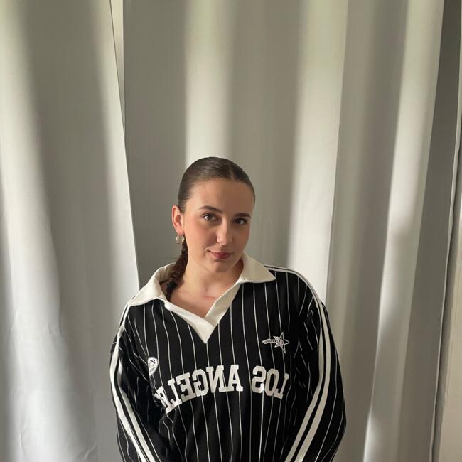 Babysitter in Fleury-sur-Andelle: Lou