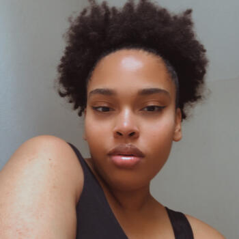 Babysitter in Paulínia: Isabel