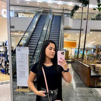 Babá Seropédica: Yasmin