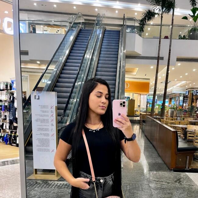 Babá em Seropédica: Yasmin