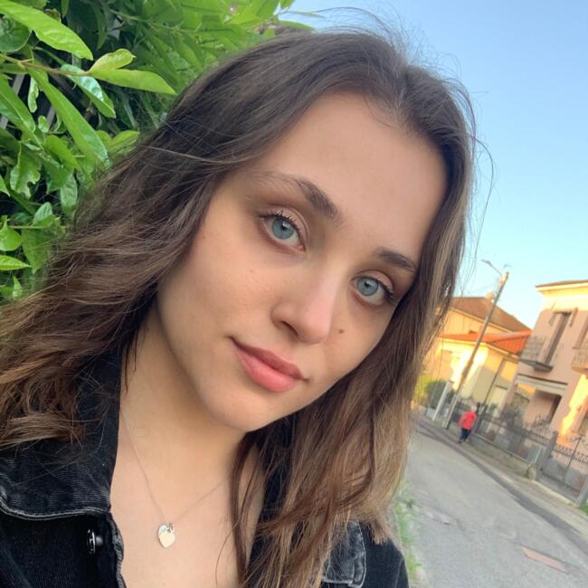 Babysitter a Zeccone: Sharon