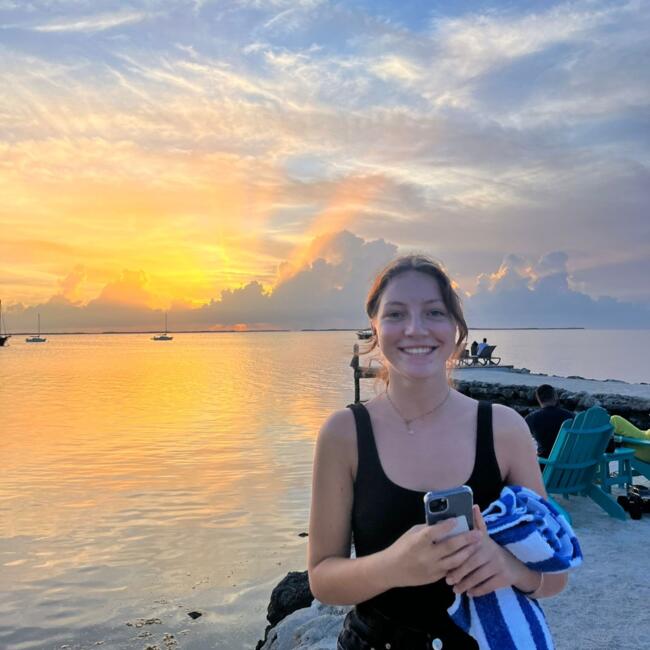 Babysitter in Aix-en-Provence: Ambre