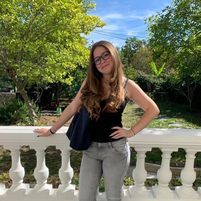 Babysitter in Champigny-sur-Marne: Lucie