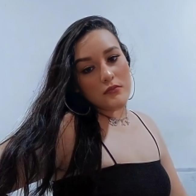 Babá em Fortaleza: Yasmin