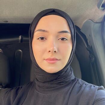 Babysitter in Istanbul: Duygu