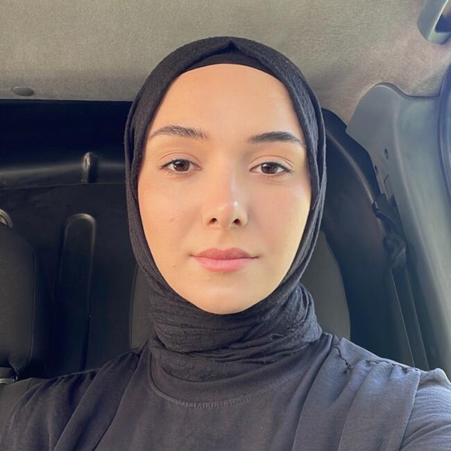Babysitter in Istanbul: Duygu