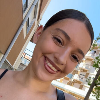 Babysitter in Almada: Núria