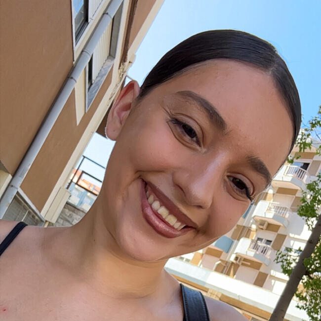 Babysitter in Almada: Núria