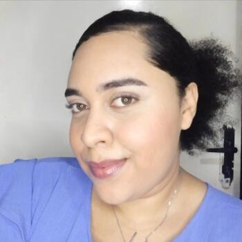 Babysitter in Maceió: Flávia