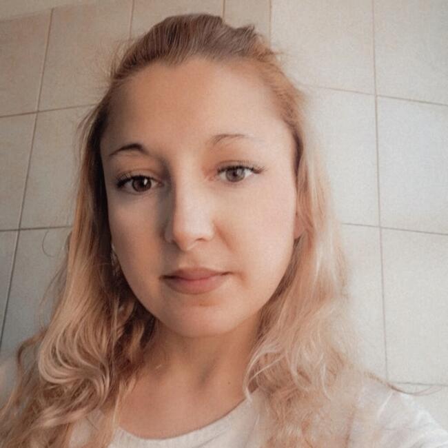 Babysitter in Szentes: Piroska
