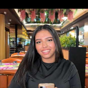 Babysitter in Paris: Manal