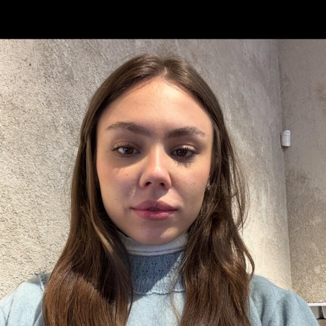 Baby-sitter in Genève: Mariana