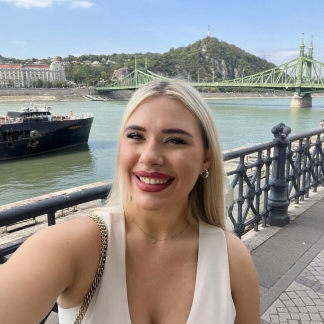 Babysitter in Ljubljana: Ana