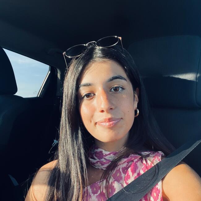 Babysitter in Amadora: Camila