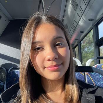 Babysitter in Olival Basto: Sophia