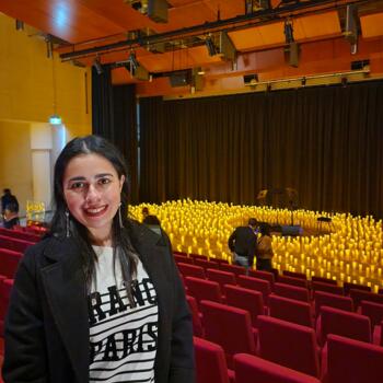 Babysitter Canberra: Julieth