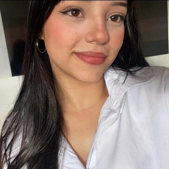 Babá em Ipatinga: Yasmin vitória