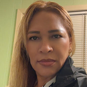 Babysitter Houston: Maria