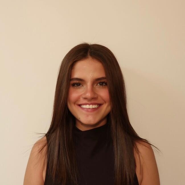 Babysitter in Madrid: Paola