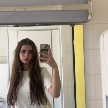 Babysitter Thal: Julia