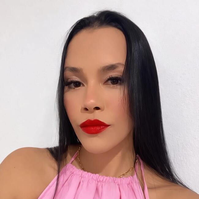 Babysitter in Serra: Daniella