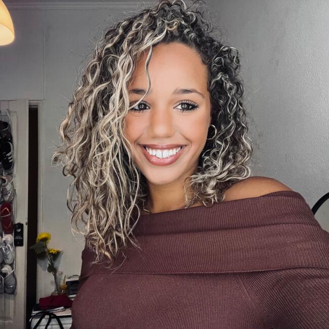 Babysitter em Costa de Caparica: Jessica