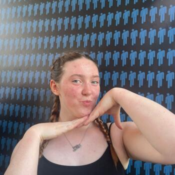 Babysitter in Norwich: Mary