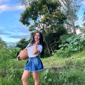 Trabajo de cuidador(a) en Medellín: trabajo de niñera Luisa